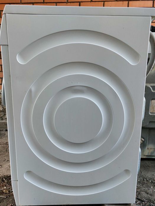 Продам пральну машину BOSCH на 8 кг