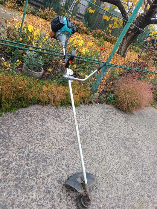 Газонокосилка бензиновая Садко в хорошем состоянии