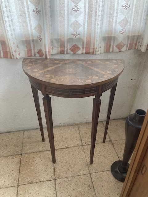 Preço top  moveis vintage 2 cadeiras+armário+candeeiros+mesas meia lua