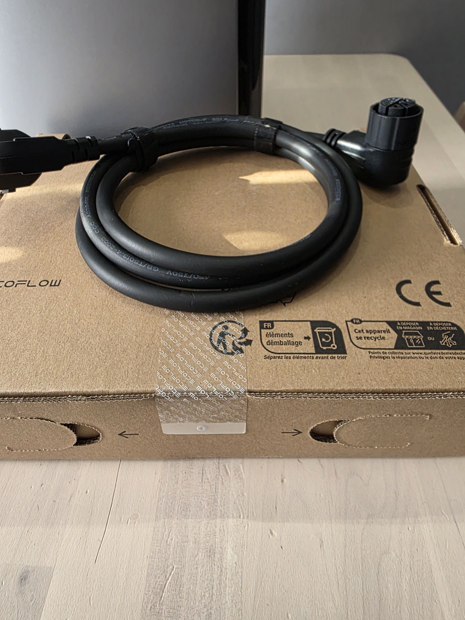 EcoFlow Smart Ultra magazyn energii z mikroinwerterem