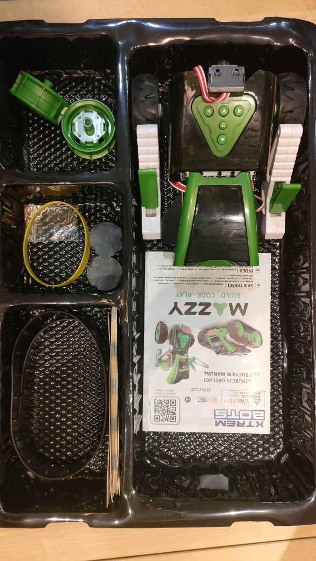 Xtrem Bots - Mazzy, robot z możliwością programowania