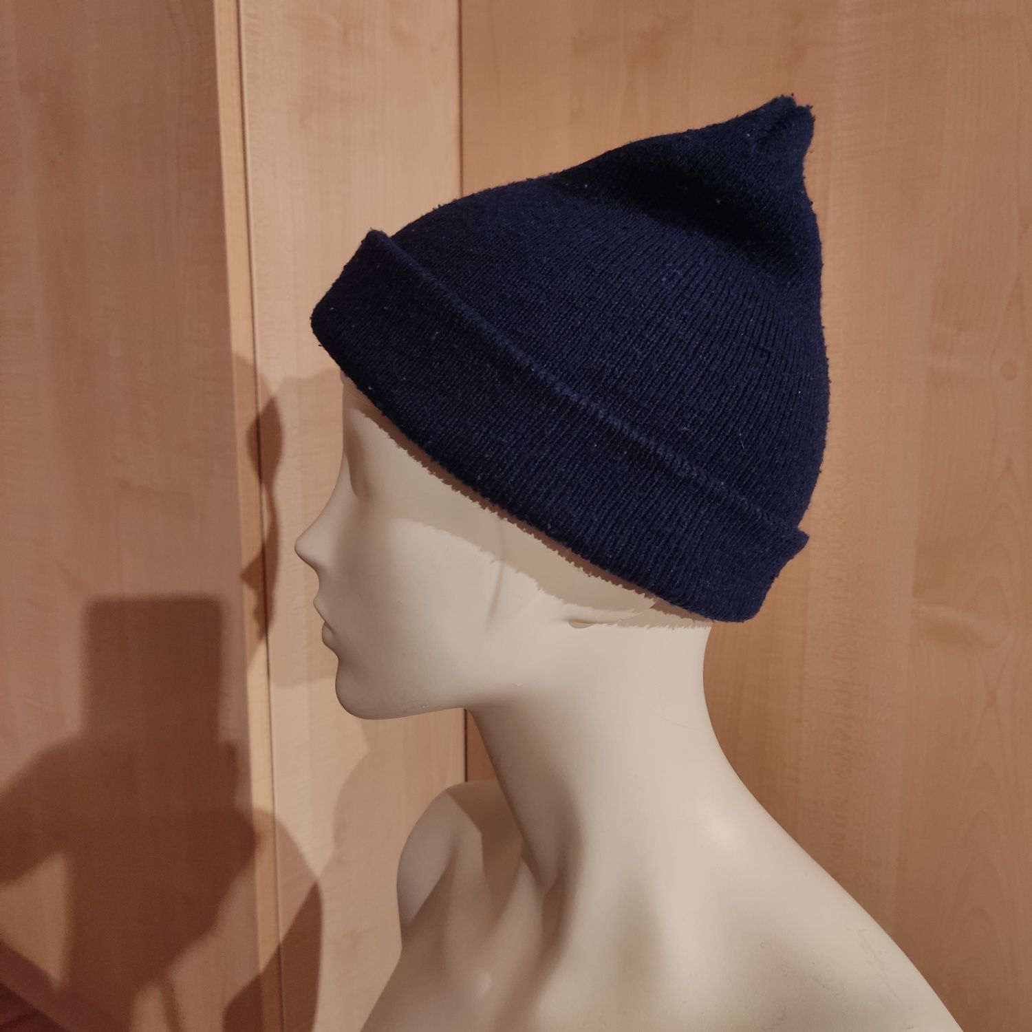 Granatowa czapka zimowa beanie C&A