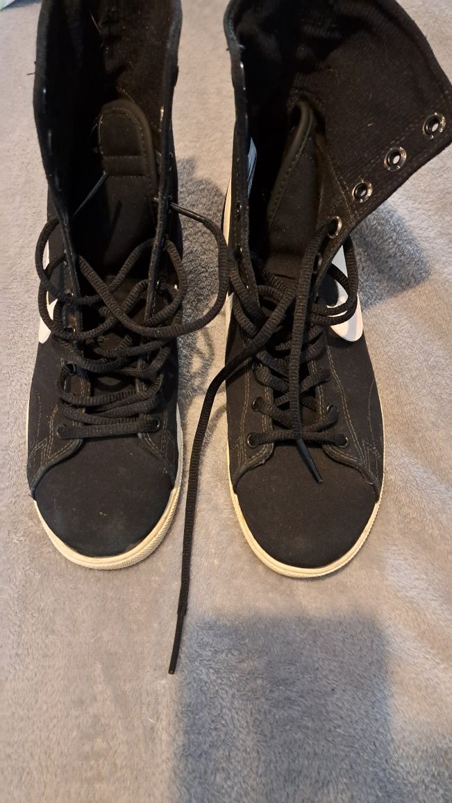 Nike r.36,5 buty