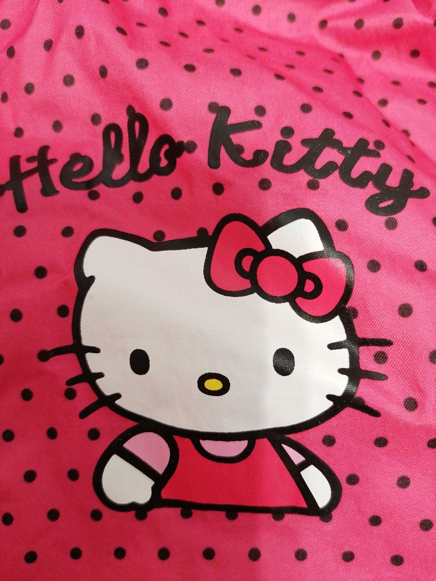 Różowa kurteczka hello Kitty