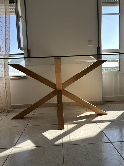 Mesa de sala de jantar