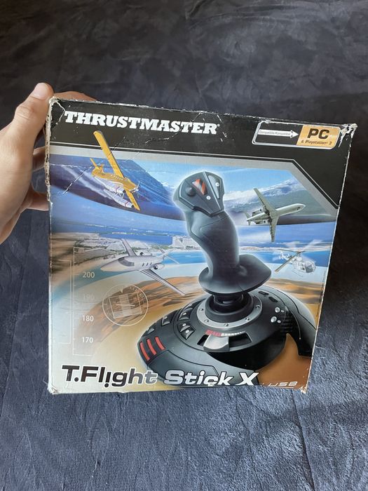 Joystick ThrustMaster