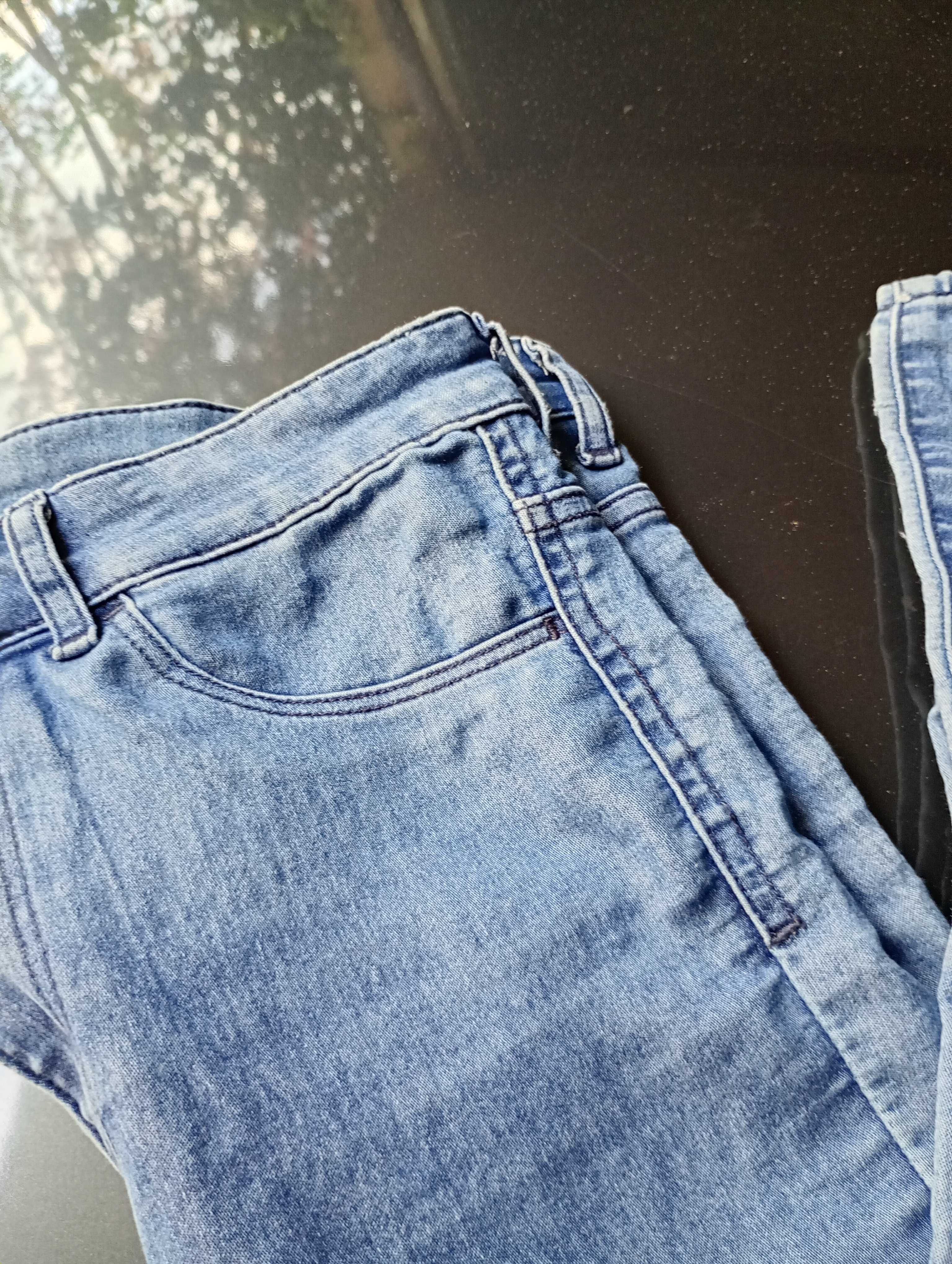 spodnie rurki jeans ze streczem