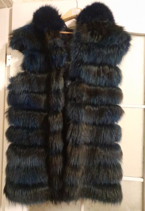 Жилетка натуральна з хутра кролика