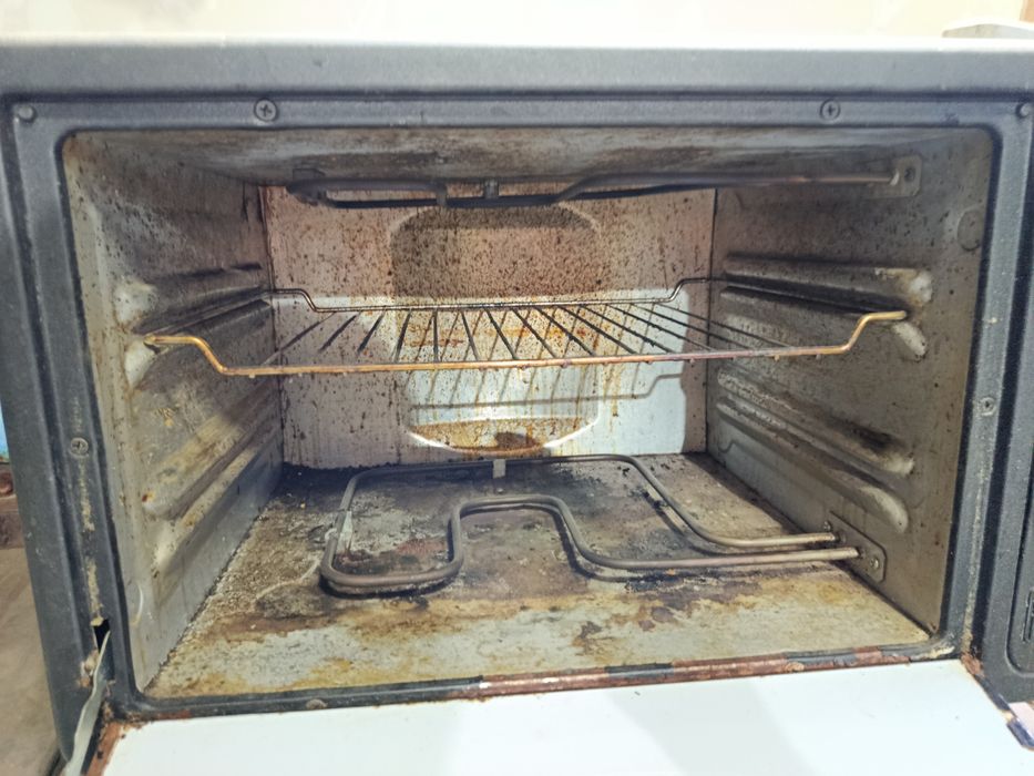 Продам электродуховую печь Asel