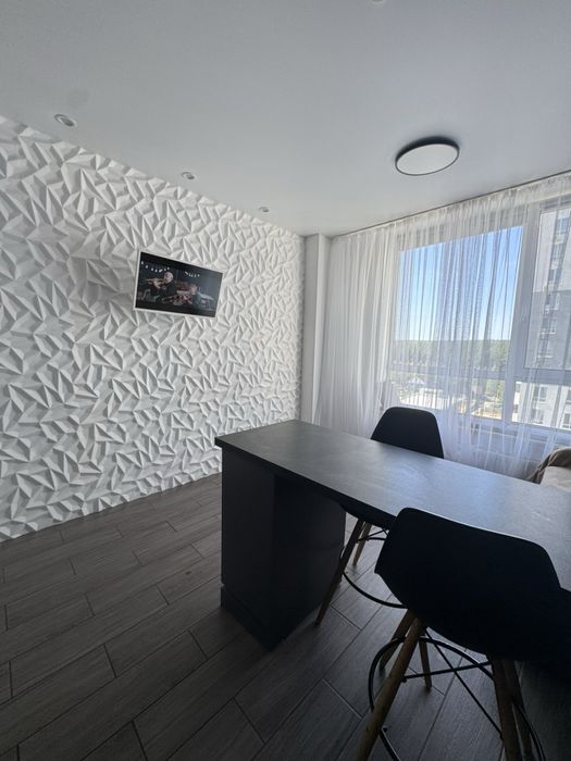 Повноцінна 2к квартира з ремонтом