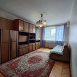 3-кімнатна квартира на Інглези/Корольова, 58 м², з меблями та технікою