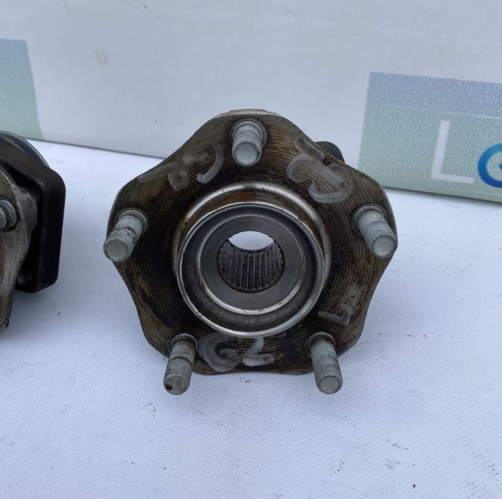 Ступиця передня підшипник передній до Ніссан Ліф Nissan Leaf 11-17