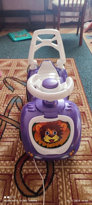 Продам детскую машинку