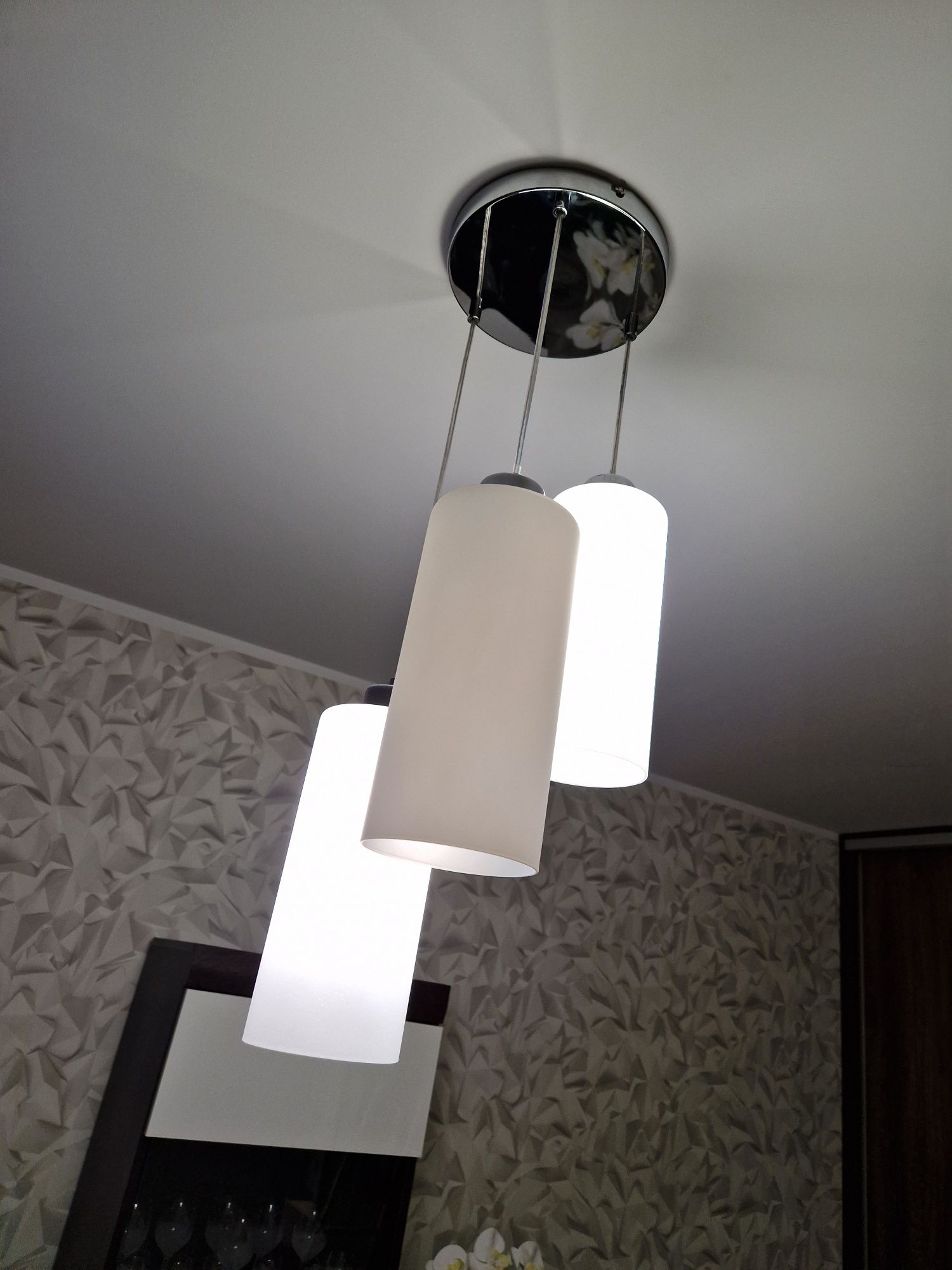 Lampa  wisząca do salonu