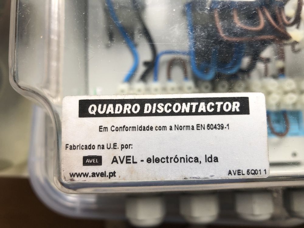 Quadro monofásico para bomba de água poço furo . Schneider - Wilo/Avel