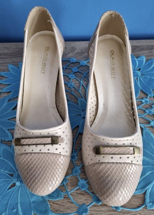 Nowe buty na obcasie r. 36