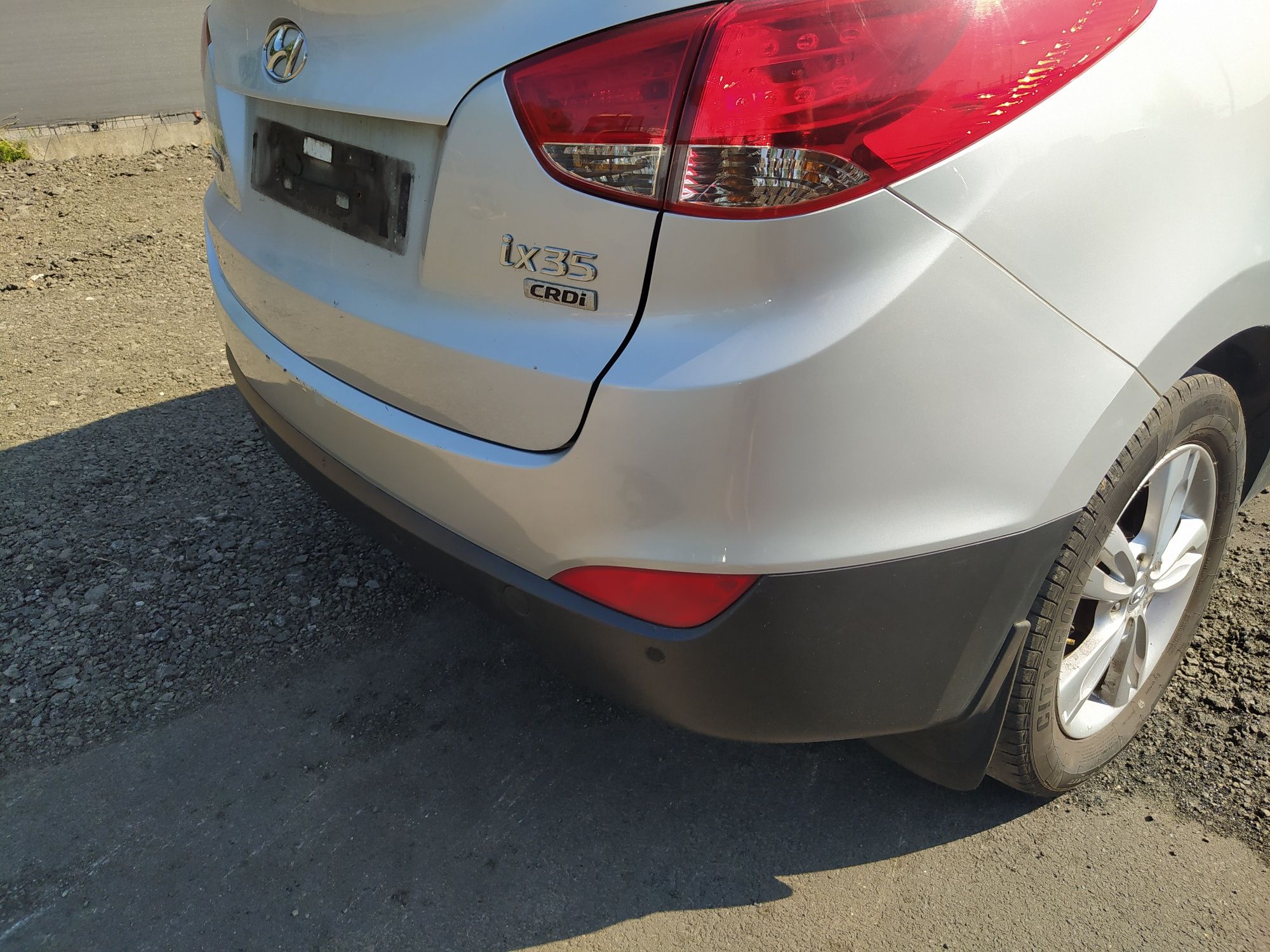 Hyundai ix 35 RAH  zderzak tylny klapa  kompletny do założenia
