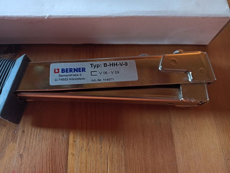 Zszywacz młotkowy BERNER. Gratis kamera.