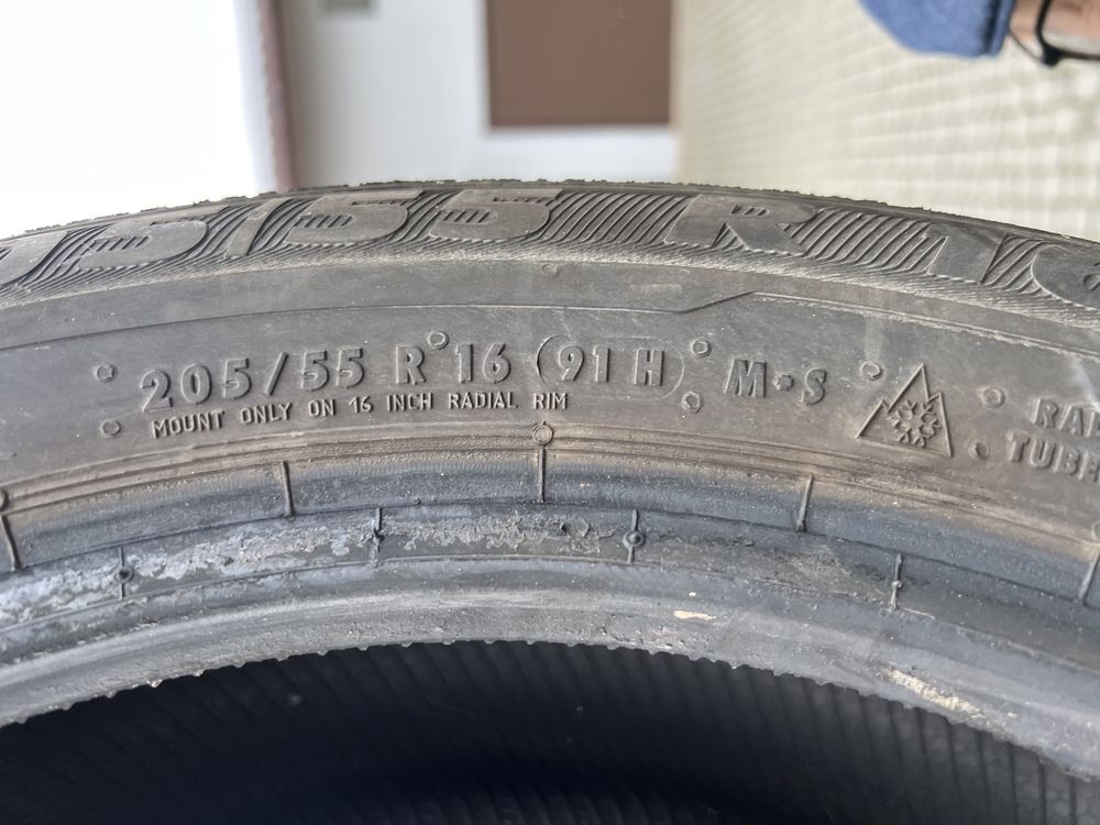 2xopona zimowa FALKEN w rozmiarze 225/65 R17