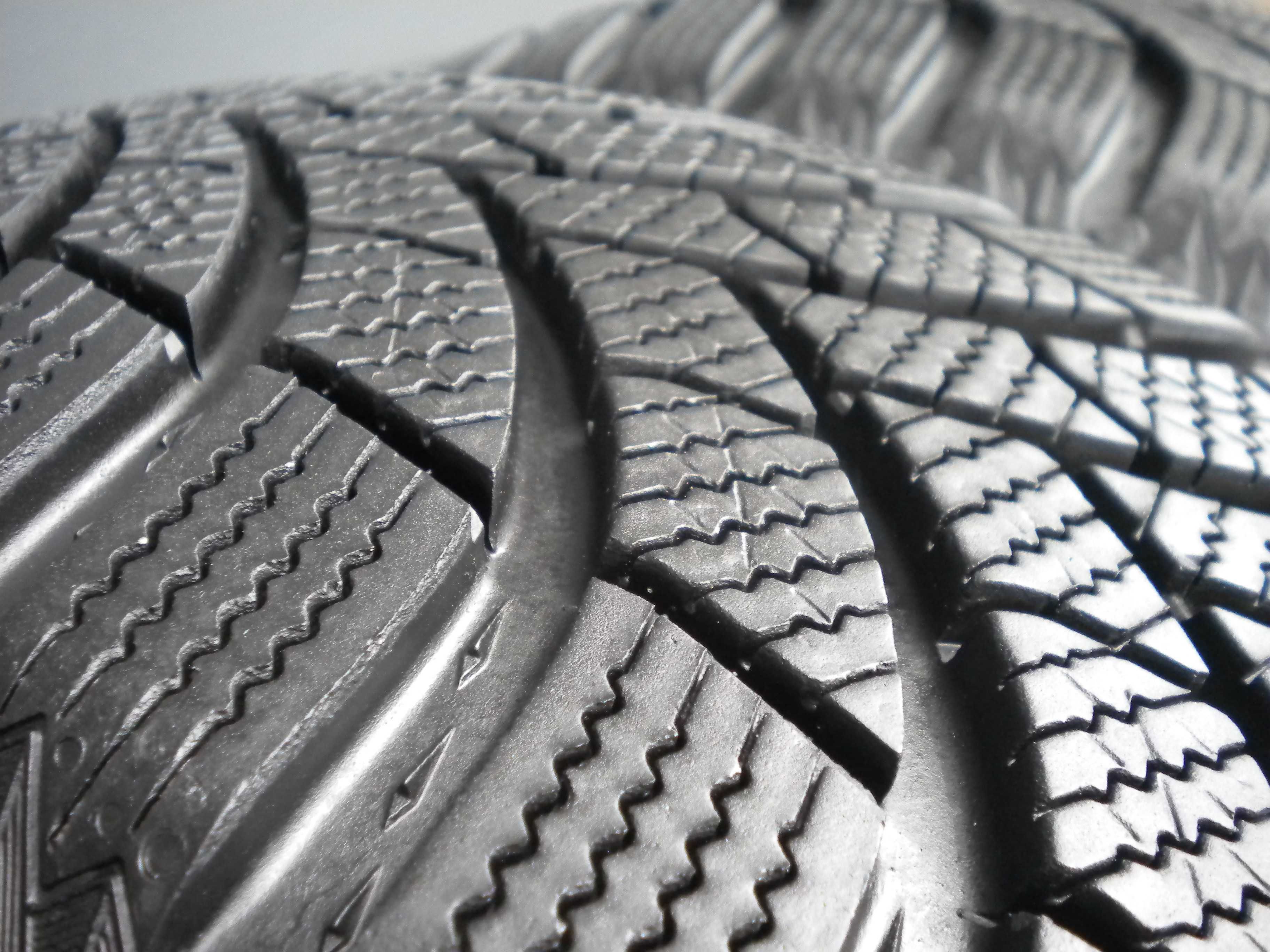 4x Opony zimowe 185/60R15 Semperit Speed-Grip 5 88T XL 23r J.Nowe PROM