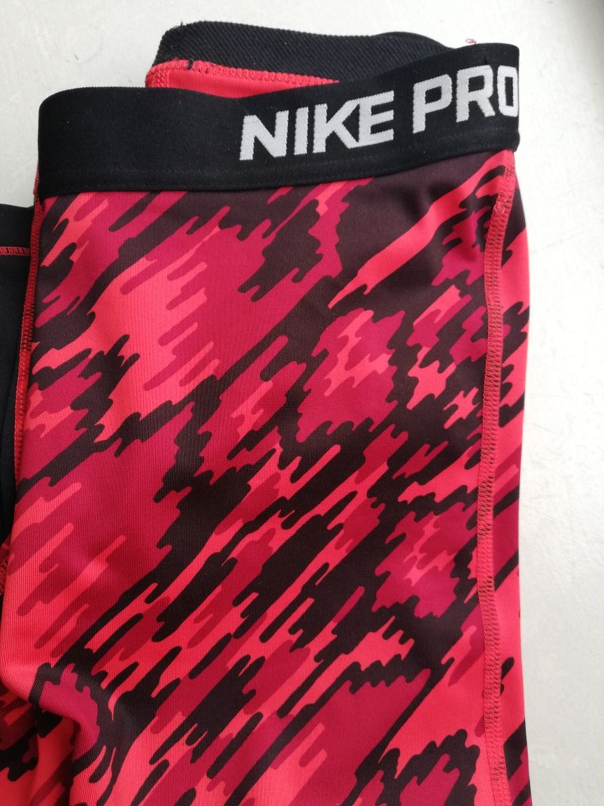 Nike Pro legginsy DRI - FIT 3/4