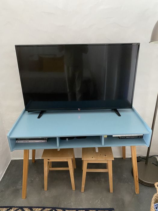 Vendo secretaria / aparador