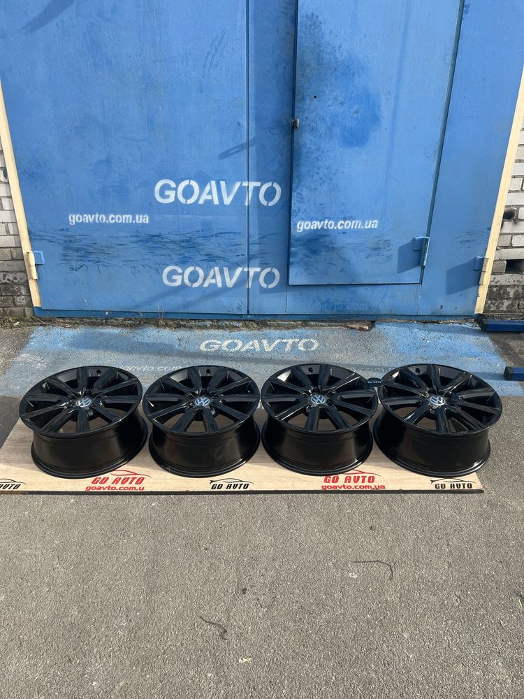 Goauto диски Audi 5/112 r18 et39 8j dia66.6 в чорному кольорі