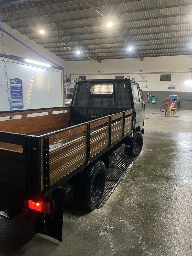 Toyota dyna 150 RESTAURADA