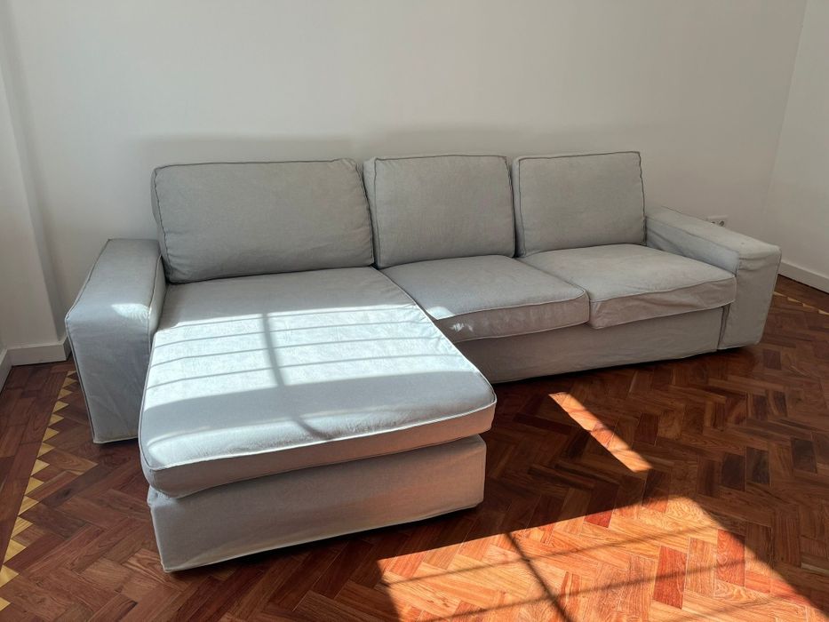 Vendo sofá em muito bom estado.