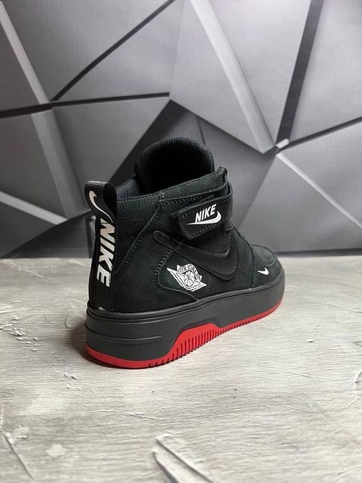 Зимние кроссовки Nike air Jordan