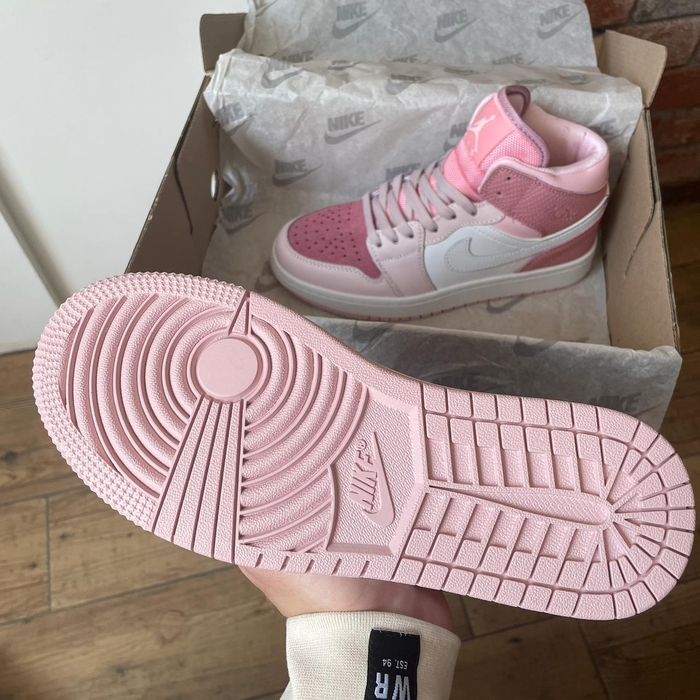 Жіночі кросівки найк аір Джордан Женские кроссовки Nike Air Jordan