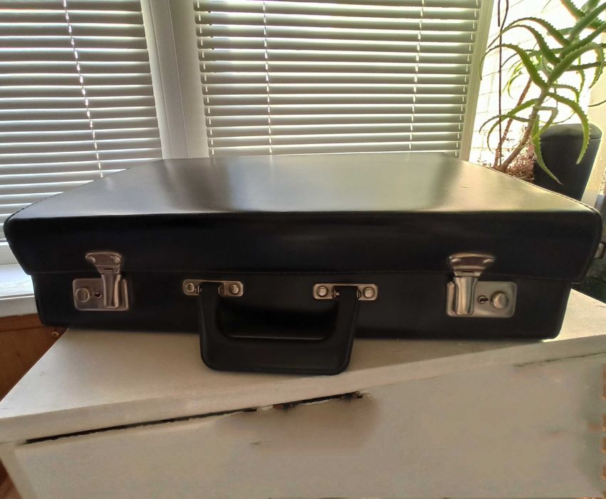 Чемодан/ портфель времён СССР