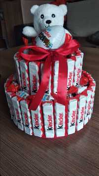 Tort, prezent, roczek, urodziny, czekoladki