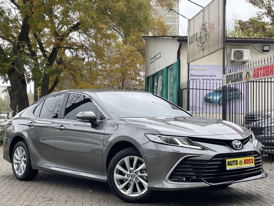 Toyota Camry 2023 року , офіційна