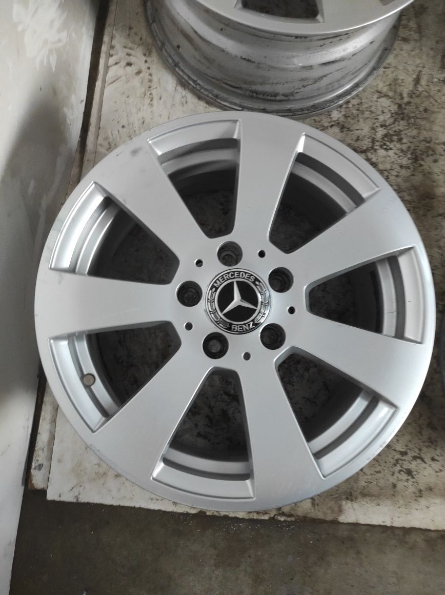 277 Felgi aluminiowe ORYGINAŁ MERCEDES R 16 5x112 otwór 66,6