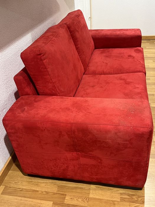 Sofa camursa vermelho