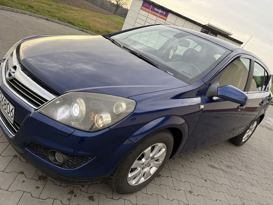 Opel Atra H 1.6 benzyna 115km