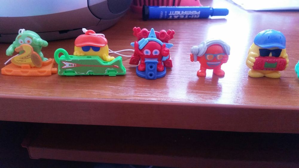 Kinder joy jajko niespodzianka