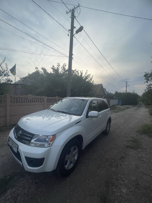 Продам свій Suzuki Grand Vitara
