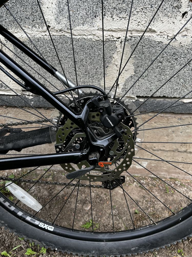 Canondale trail 5 на повітряній вилці