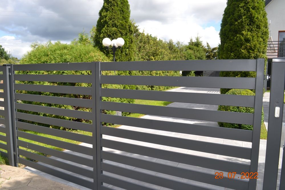 Brama palisadowa 400x150 skrzydlowa