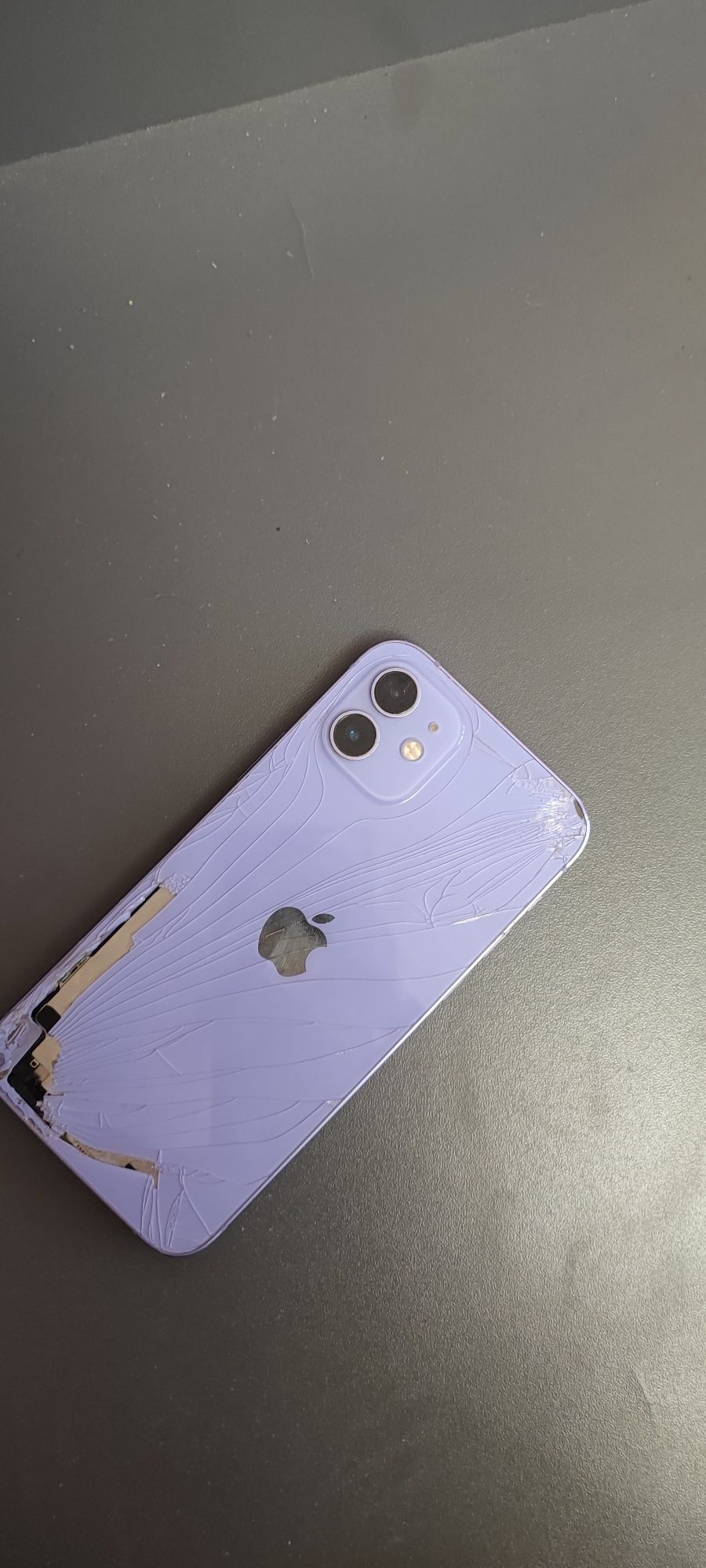 Telefon iPhone 12