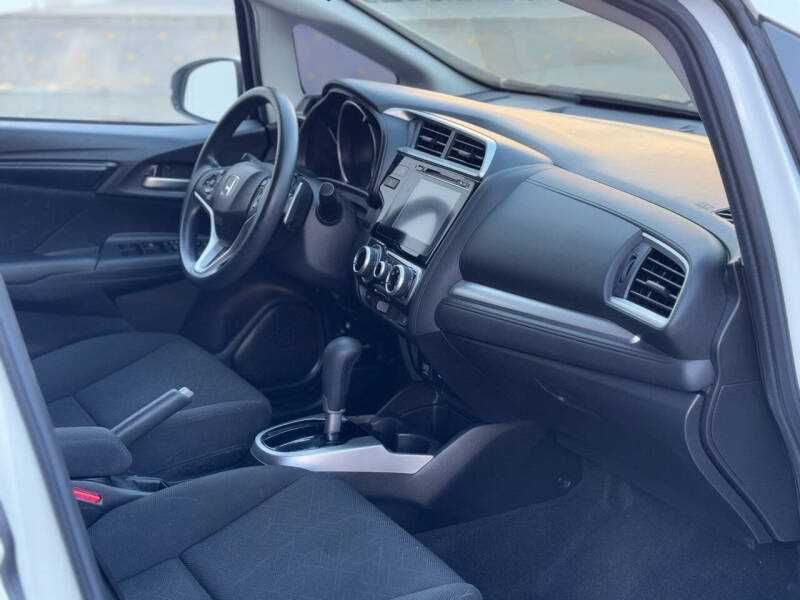 2016  Honda  Fit