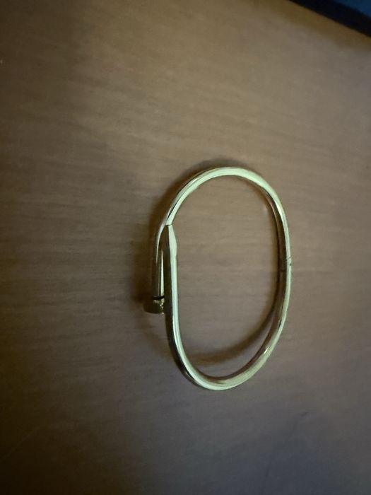 Cartier prego dourada