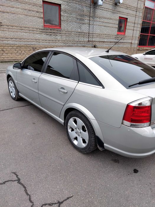 Opel Vectra c 2.2yh 2005року