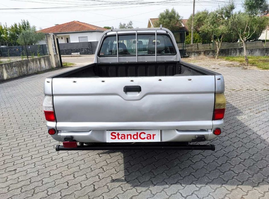Mitsubishi L200 4x4 cabine Extra 180MIL KM