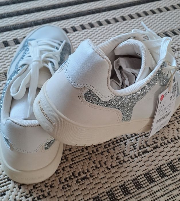 Кросівки жіночі 39р.