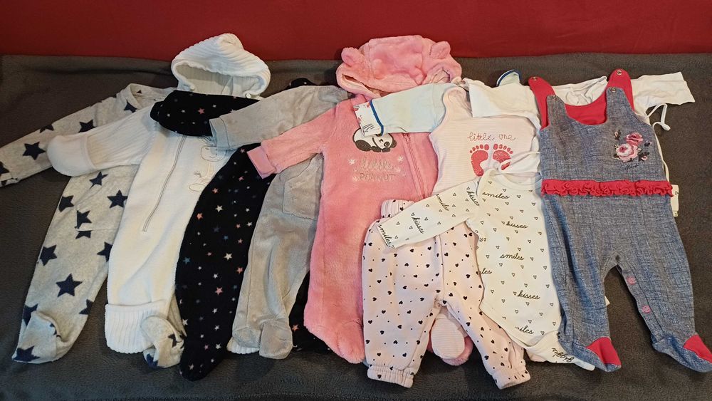 pajace dla niemowlaka / noworodka 0-3m cena za sztukę 56-62cm