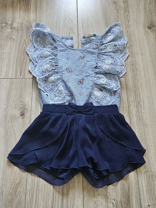 Zestaw komplet River island Mayoral zwiwne spodenki bluzeczka falbanki