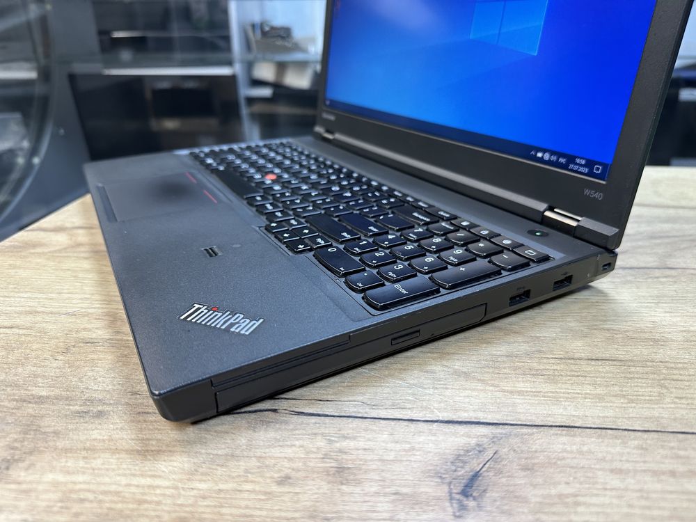 Lenovo ThinkPad W540 15.6" FHD i7 4800MQ/8Gb/SSD 240/Quadro K1100M
